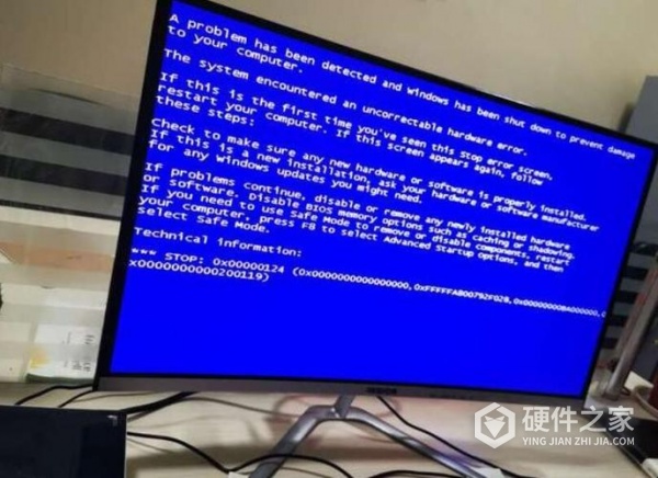 华硕主板蓝屏电源灯不亮怎么处理