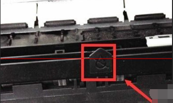爱普生l1119打印机彩打怎么换墨盒