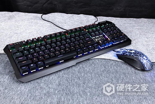 雷柏v560键盘灯怎么调