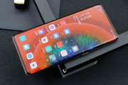 OPPO Find X6用什么屏幕