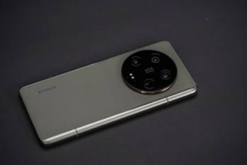 小米 13 Ultra 橄榄绿真机实拍图赏