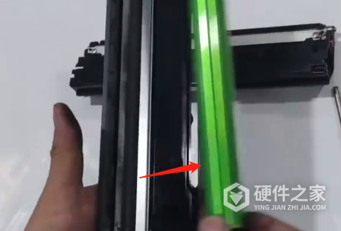 奔图打印机m6202w怎么加墨粉