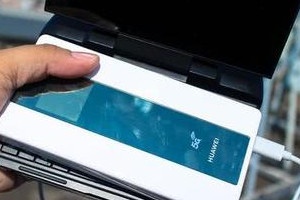 华为5g随行wifipro如何叠加使用