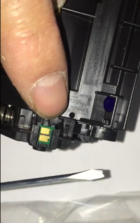 惠普m1213nf打印机耗材余量错误