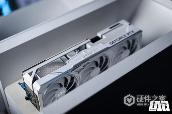 七彩虹iGame Lab RTX4090显卡参数一览