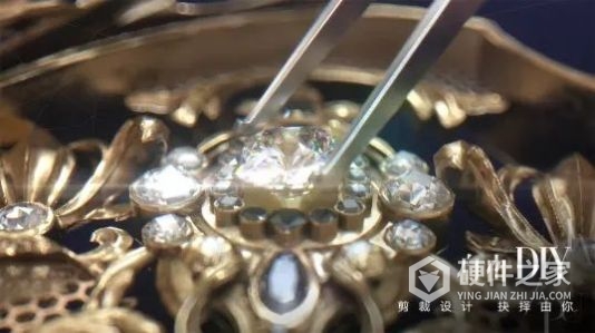 以闪亮之名国服