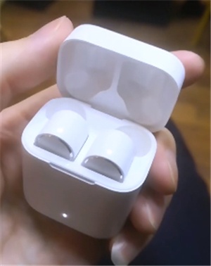 小米air蓝牙耳机怎么开机和关机