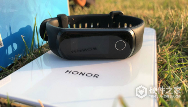 荣耀手环5i怎么接电话