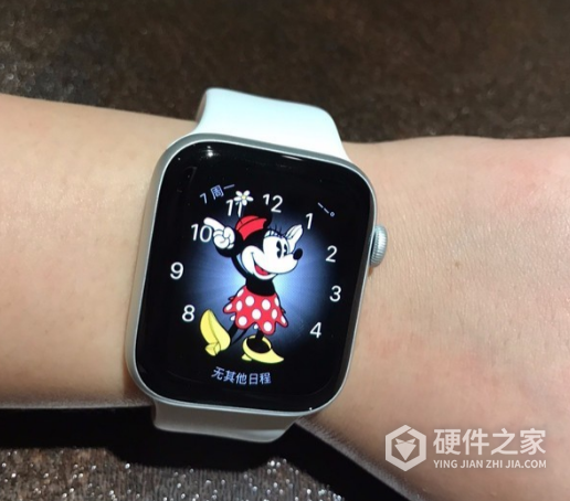 iwatch5可以带着游泳吗