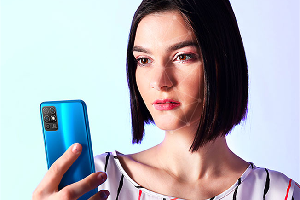 荣耀play5t活力版是双卡双待吗