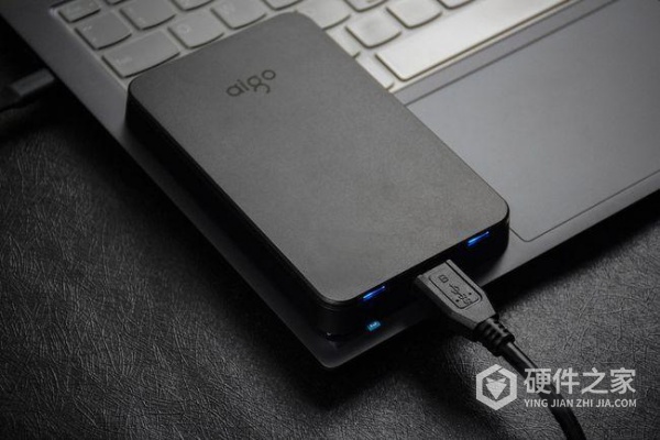 移动硬盘里的文件夹无法打开怎么办