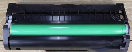 联想小新m7268w怎样换墨粉