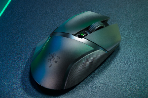 雷蛇巴塞利斯蛇x极速版怎么设置