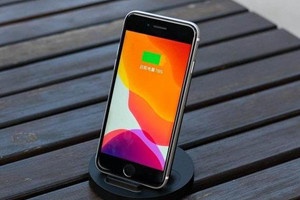 iphonese3还有home键吗