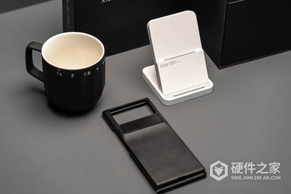 小米MIX Fold 3龙鳞纤维版礼盒