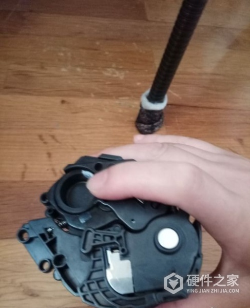 hpm439nda打印机怎么换墨粉