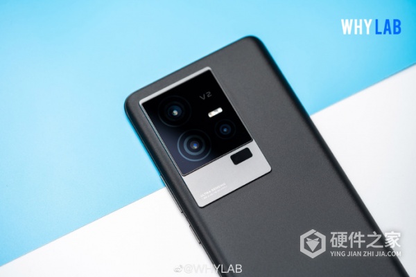 iQOO11标准版「赛道版」真机图赏