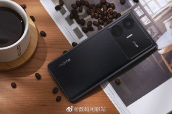 realme GT Neo5 SE 黑色真机长什么样
