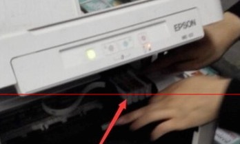 爱普生l1119打印机彩打怎么换墨盒