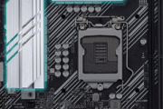 华硕z490主板恢复出厂设置