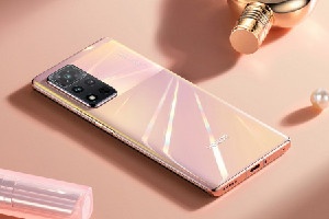 荣耀50系列概念图