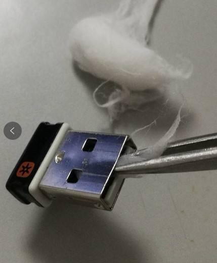 罗技m585卡顿怎么解决