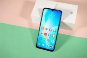 华为nova8se耳机孔在哪里