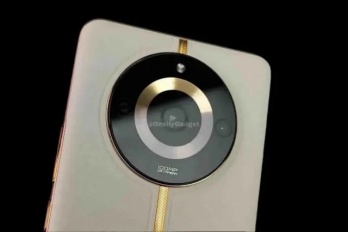 真我11pro+将搭多少亳安电池