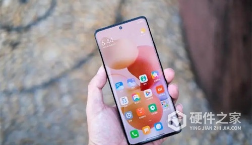 小米civi是曲面屏吗