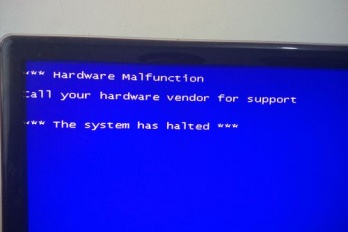 win10改win7合屏幕蓝屏怎么处理