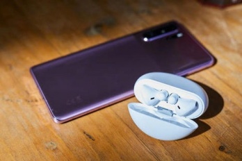 华为freebuds3有线充版和无线充版区别大吗