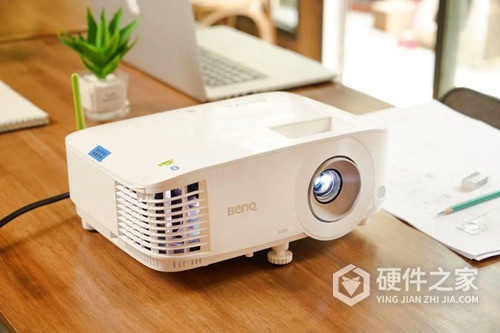 明基e520可以设置流明吗